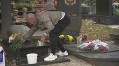 Dušičkové prípravy naberajú na sile. Zapĺňajú sa cintoríny aj parkoviská pred nimi