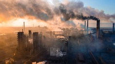 Koncentrácia oxidu uhličitého v atmosfére napriek pandémii láme rekordy