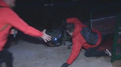 Hlohovčanom strpčuje život uzavretý most. Na nebezpečnej lávke, ktorá spája brehy rieky, sme zachytili nepríjemný pád