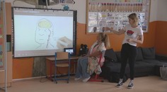 Majú deväť rokov a už zachránili 10 životov. Slovenské deti sa učia, ako rozpoznať mozgovú príhodu