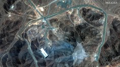 Sedem bombardérov B-2, 14 bômb GBU-57A/B MOP, desiatky stíhačiek a falošné manévre. Detaily útoku USA