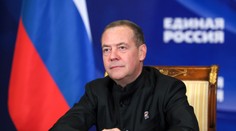 Medvedev tlieska Trumpovi: Najprv som si myslel, že je to ďalšia absurdná predpoveď