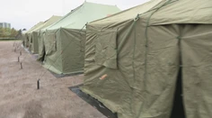 Migračná vlna neutícha. Na stanici v Kútoch postavia stanové mestečko