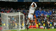 Cristiano Ronaldo dominuje, vyhral ďalšiu prestížnu anketu