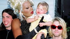 Dcéra Kurta Cobaina kvôli otcovi dodnes trpí. Zložila pieseň, z ktorej mrazí