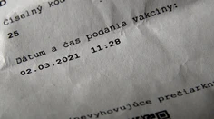 Tisíce seniorov cítia krivdu. Zaočkovali sa, no žiaden šek s odmenou im nepríde