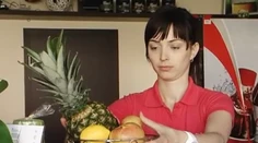 Nepočujúca Lucia si otvorila kaviareň. Teraz má problémy