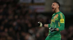 Newcastle s Dúbravkom v bráne postúpil do semifinále pohára. Ďalej ide aj Arsenal a Liverpool