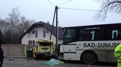 FOTOGALÉRIA: Tragická nehoda v Mostovej, zrazil sa autobus s mikrobusom