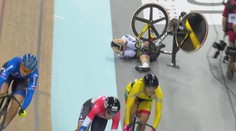 Dráma vo finále pretekov dráhovej cyklistiky: Obhajkyňu obral o zlato škaredý pád