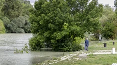 Morava je opäť vo svojom koryte a priechody do Rakúska otvorili. Otázkou je na ako dlho