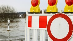 Povodňová situácia sa zhoršuje. Meteorológovia vydali najvyšší stupeň výstrahy pre tri okresy