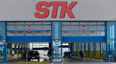 Vodiči mali hlavu v smútku. Stanice STK na celom Slovensku mali veľký výpadok systému