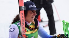 V prvých pretekoch sezóny sa z triumfu tešila Brignoneová. Shiffrinová stratila náskok a na pódiu chýbala