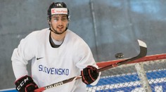 Jurčo sa priblížil k návratu do NHL, Vegas ho povolalo do taxi tímu