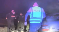 Zisťovali sme, čo je s mladou ženou, ktorú brutálne dokopali policajti