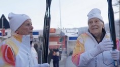 VIDEO: Taký príbeh sa hľadá len ťažko. Legendy sa po siedmich dekádach stretli s plameňom v ruke