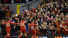 Liverpool v derby rozdrvil Everton