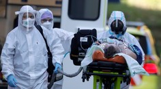 V pražskej nemocnici transplantovali mužovi po ťažkom covide pľúca. Čakal na nich až 122 dní