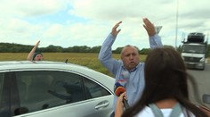 Naša redaktorka na stope vyobliekaných Rumunov s pokazenými autami