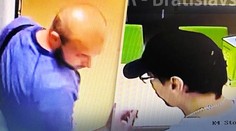 Mimoriadne pátranie: Lupiči, ktorí môžu byť ozbrojení, si z banky odniesli slušný balík peňazí