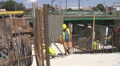 Rekonštrukcia stanice v Trebišove je ohrozená. Stavebná firma sa už obrátila na súd