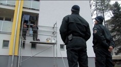 Už mesiace nemôžu skolaudovať bytovku, bráni im v tom suseda