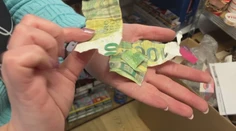 V jednom okrese kolujú falošné bankovky. Predavačka odhalila podvod hneď na prvý pohľad