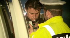 Opitý bača vraj nešoféroval. Policajti tomu uverili