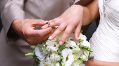 Smer navrhuje zrušiť poplatky pri zmene priezviska po uzavretí manželstva