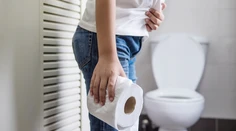 Máte problém s pravidelnosťou stolice? Výskum poukazuje na jeden vitamín