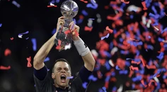 Koniec jednej éry: Tom Brady po 20 rokoch opúšťa New England Patriots