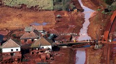 Súd oslobodil obvinených v prípade pretrhnutia hrádze v Ajke