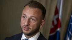 Kto je zodpovedný za to, čo sa v Košiciach stalo? Minister vnútra hovorí o individuálnom zlyhaní