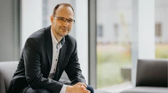 Prestížne ocenenie CFO roka 2022 získal Szilárd Kása. Spoločnosť Nafta vďaka nemu prosperuje