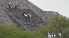 Tragédia pri ikonických pyramídach v Mexiku. Útočník tam zastrelil turistku a zranil ďalších ľudí