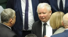 Takto Kaczyňski reagoval na znovuzvolenie Tuska: Je to čierny štvrtok s následkami pre EÚ