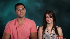 Obézny muž pri prvom sexe prerazil priateľke hlavu cez stenu