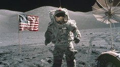 Jasný odkaz konšpirátorom. NASA zverejnila 10-tisíc fotografií z misie Apollo