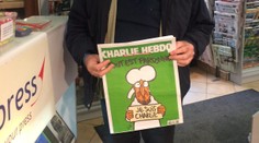 Prvý človek, ktorý si v Bratislave kúpil Charlie Hebdo