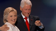 Trump prichádza o jeden z  najväčších tromfov proti Clintonovej