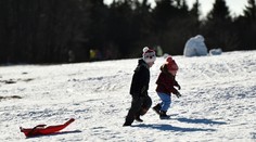 O zmene termínu prázdnin sa zatiaľ oficiálne nehovorí