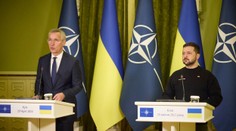 Spojenci sa dohodli, že posilnia úlohu NATO pri koordinácii pomoci Ukrajine