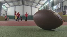Chceli by ste si vyskúšať americký futbal, no bojíte sa vážnych zranení? Pri „flag futbale“ by hroziť nemali