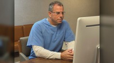 Erik Menendez ostáva za mrežami. Súd mu zamietol žiadosť o podmienečné prepustenie, v piatok sa rozhoduje o jeho bratovi