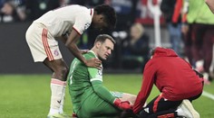 Neuveriteľná smola alebo telo z porcelánu? Neuer sa opäť zranil, tentoraz pri oslave gólu