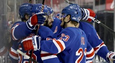 Devils so Studeničom vyhrali tretí zápas v rade, v noci v NHL padli až tri hetriky