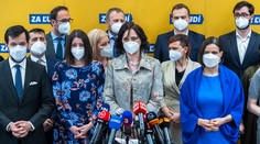 Za ľudí navrhne zrušiť zákaz vychádzania i zhromažďovania