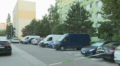 Dráma v Bratislave: Muž strieľal na sídlisku do ľudí aj policajtov, útočník je mŕtvy, štyria ľudia sú zranení