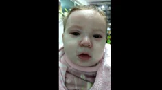 Nahnevavá mama zverejnila fotku bábätka. Nakazilo ho nezaočkované dieťa